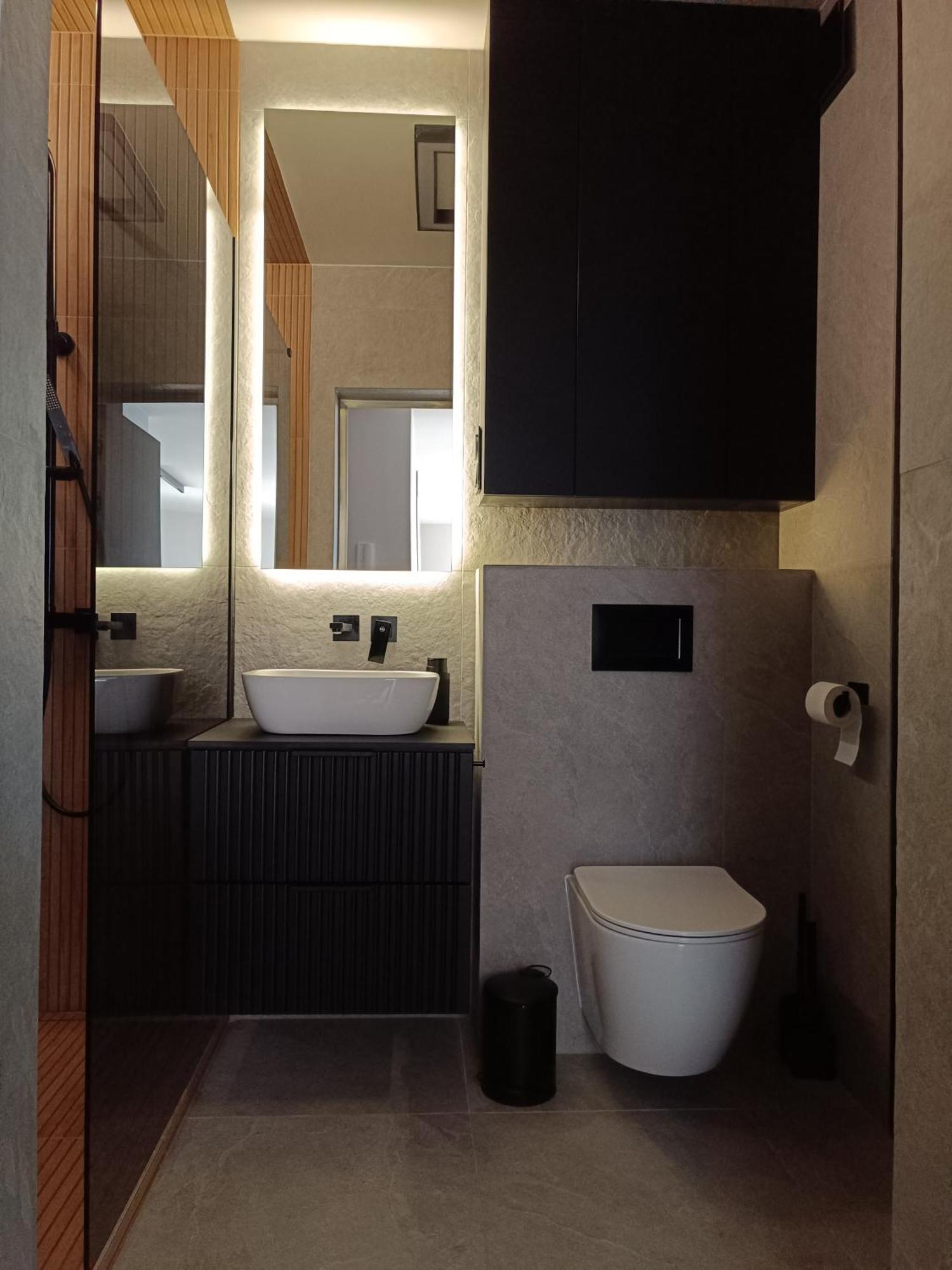 Apartament Black Bella Kielce, Widok Na Telegraf, Garaz, Klimatyzacja, Lustra W Sypialni *
